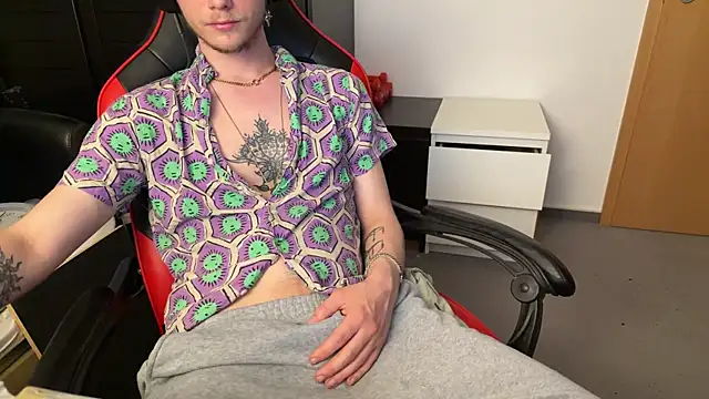 cutiebishy online show from 22, 5, 2026