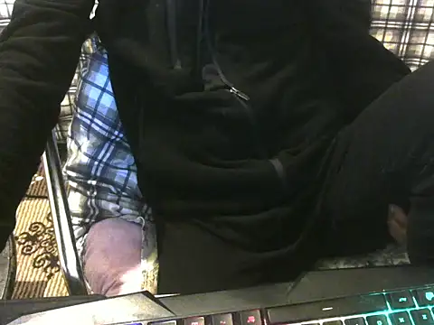 Snapshot of ellsaBunny chatting on 14, 11, 2025 ellsaBunny online show from 14, 11, 2025