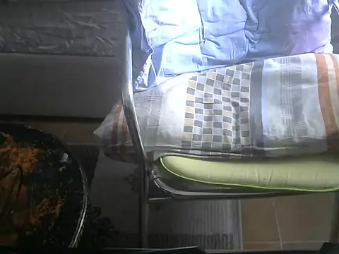Snapshot of ellsaBunny chatting on 21, 11, 2025 ellsaBunny online show from 21, 11, 2025