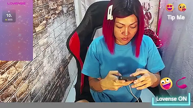 Snapshot of urhotasian_kimmy69 chatting on 8, 11, 2025 urhotasian kimmy69 online show from 8, 11, 2025