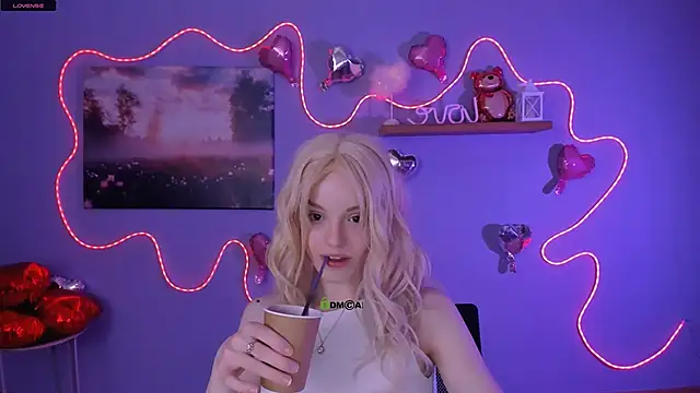 mia starrr  online show from 22, 2, 2026