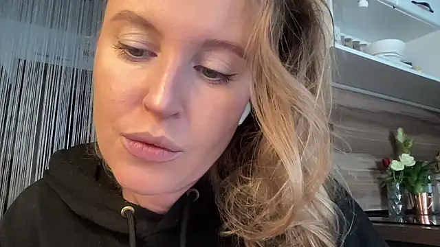 Snapshot of Ameli8 chatting on 3, 3, 2026 Ameli8 online show from 3, 3, 2026