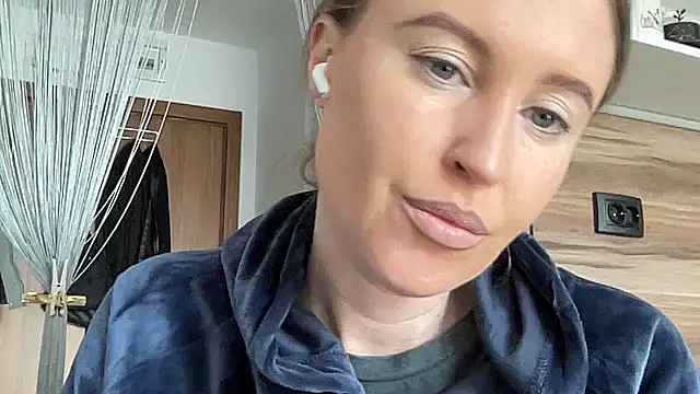 Snapshot of Ameli8 chatting on 15, 3, 2026 Ameli8 online show from 15, 3, 2026