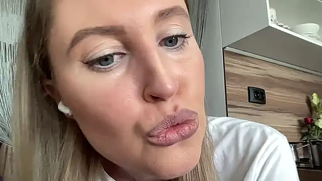 Snapshot of Ameli8 chatting on 4, 3, 2026 Ameli8 online show from 4, 3, 2026