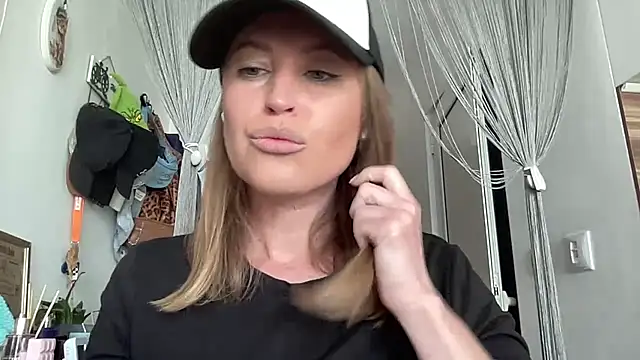 Snapshot of Ameli8 chatting on 2, 5, 2026 Ameli8 online show from 2, 5, 2026