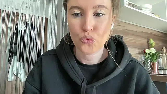 Snapshot of Ameli8 chatting on 1, 3, 2026 Ameli8 online show from 1, 3, 2026