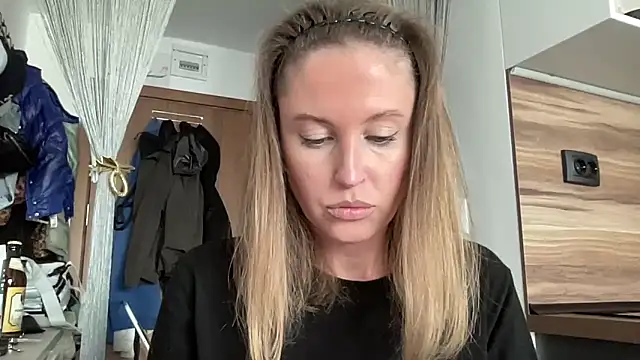 Snapshot of Ameli8 chatting on 18, 4, 2026 Ameli8 online show from 18, 4, 2026