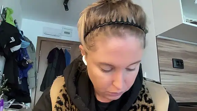 Snapshot of Ameli8 chatting on 8, 2, 2026 Ameli8 online show from 8, 2, 2026