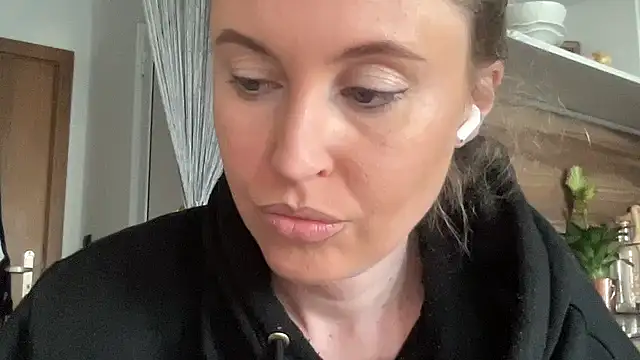 Snapshot of Ameli8 chatting on 13, 3, 2026 Ameli8 online show from 13, 3, 2026