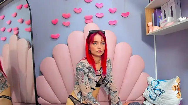 luci miller online show from 21, 4, 2026