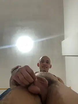 Snapshot of thebesthot chatting on 19, 5, 2026 thebesthot online show from 19, 5, 2026