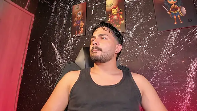 Snapshot of JonnSnow_ chatting on 8, 11, 2025 JonnSnow online show from 8, 11, 2025