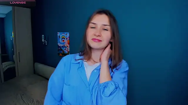 Snapshot of JosieNadile chatting on 16, 11, 2025 JosieNadile online show from 16, 11, 2025