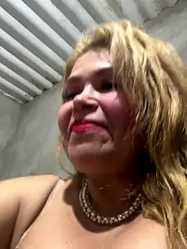 dirty mother3 online show from 23, 12, 2025