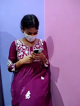 Student12th online show from 8, 11, 2025