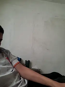 Snapshot of casadodequebra chatting on 12, 3, 2026 casadodequebra online show from 12, 3, 2026