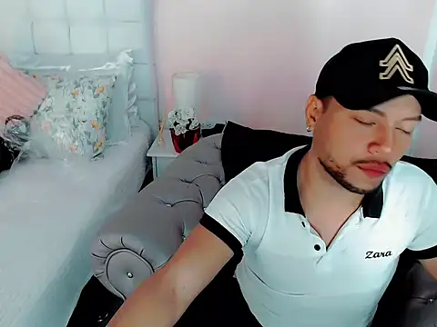 sebastian cruz  online show from 13, 11, 2025