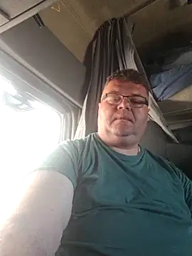 Snapshot of Grase44 chatting on 5, 4, 2026 Grase44 online show from 5, 4, 2026