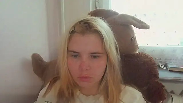 Snapshot of HornyElena chatting on 21, 6, 2026 HornyElena online show from 21, 6, 2026