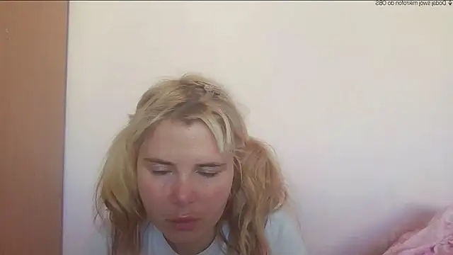 Snapshot of HornyElena chatting on 29, 5, 2026 HornyElena online show from 29, 5, 2026