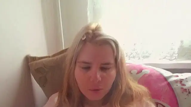 HornyElena online show from 19, 4, 2026