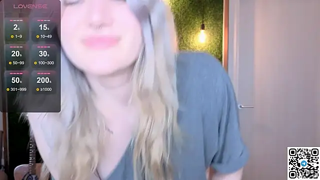 Snapshot of eshleeygreen chatting on 21, 6, 2026 eshleeygreen online show from 21, 6, 2026