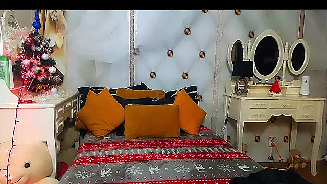 xplayfullblondexx online show from 23, 12, 2025