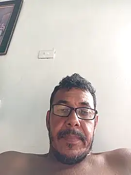 Snapshot of bruno_324278 chatting on 8, 5, 2026 bruno 324278 online show from 8, 5, 2026
