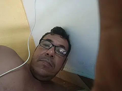 Snapshot of bruno_324278 chatting on 15, 5, 2026 bruno 324278 online show from 15, 5, 2026