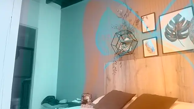 Snapshot of samanta_dream9 chatting on 7, 11, 2025 samanta dream9 online show from 7, 11, 2025