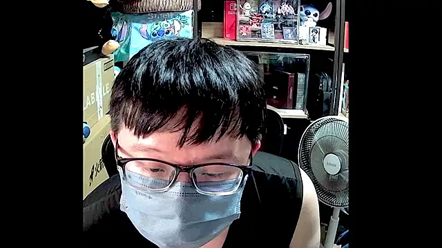 Snapshot of kk05483 chatting on 27, 5, 2026 kk05483 online show from 27, 5, 2026