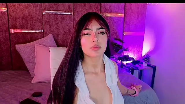  ViolletteNoir  online show from 16, 11, 2025