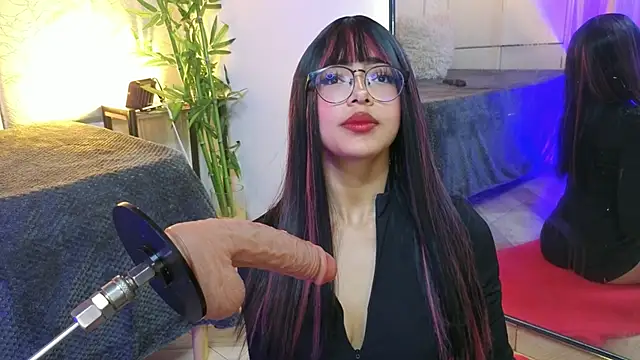  ViolletteNoir  online show from 17, 5, 2026