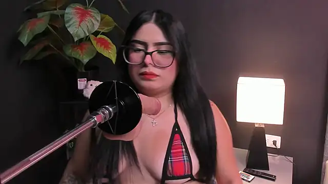 Amy whittee online show from 8, 3, 2026