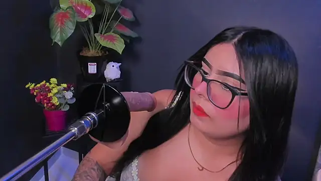 Amy whittee online show from 13, 4, 2026