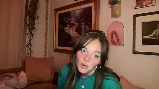 Snapshot of angelgirl98 chatting on 22, 4, 2026 angelgirl98 online show from 22, 4, 2026