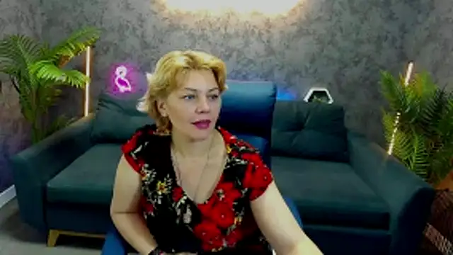 Snapshot of AmaraNights chatting on 14, 11, 2025 AmaraNights online show from 14, 11, 2025