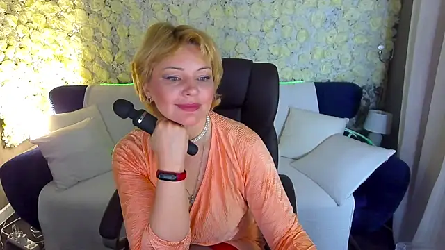 Snapshot of AmaraNights chatting on 10, 5, 2026 AmaraNights online show from 10, 5, 2026