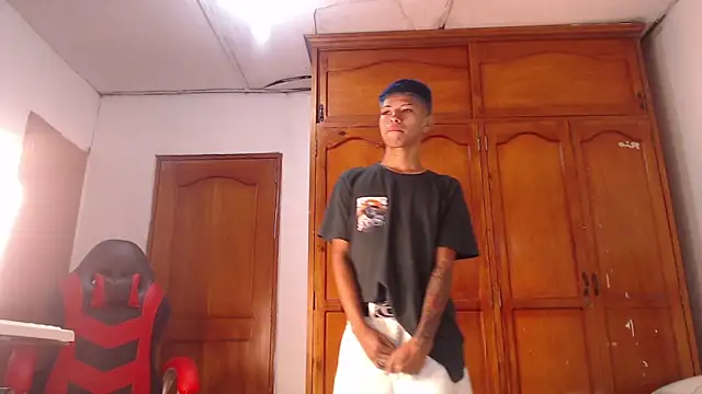 Tessachains 2  online show from 15, 2, 2026