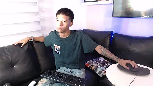 Tessachains 2  online show from 9, 1, 2026