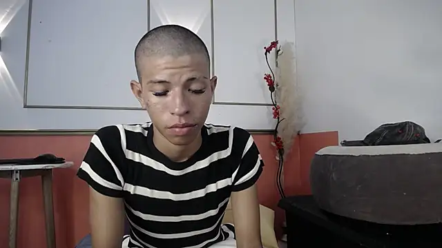 Tessachains 2  online show from 19, 11, 2025