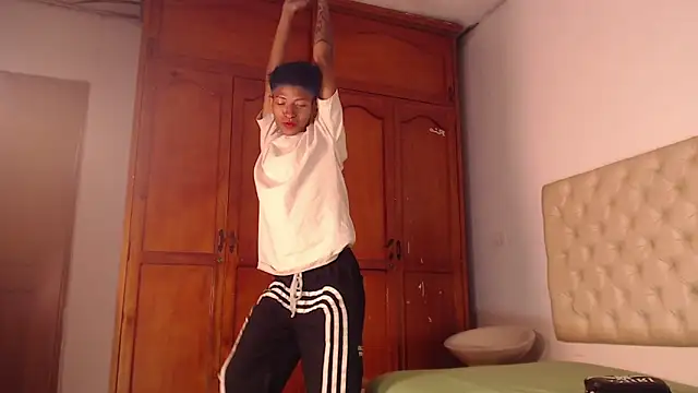 Tessachains 2  online show from 12, 2, 2026