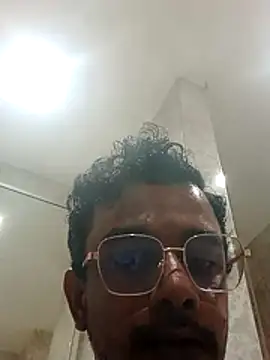 Snapshot of ParlousCarpet chatting on 9, 5, 2026 ParlousCarpet online show from 9, 5, 2026