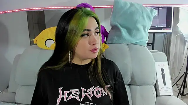 Snapshot of Lilith_Zenith_ chatting on 7, 11, 2025 Lilith Zenith online show from 7, 11, 2025