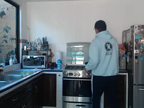 Snapshot of yayo_33 chatting on 24, 11, 2025 yayo 33 online show from 24, 11, 2025