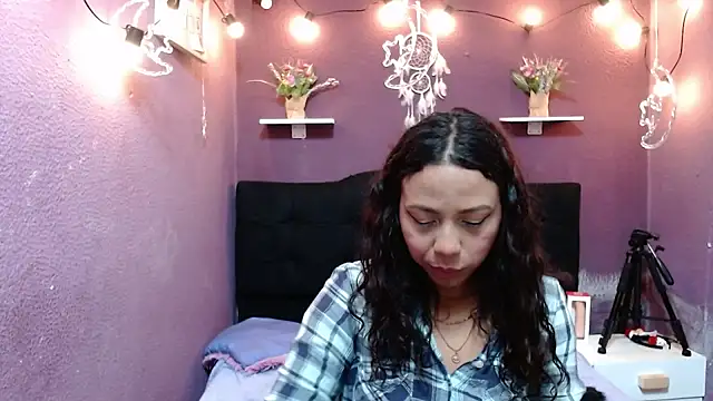 monika 256 online show from 3, 12, 2025