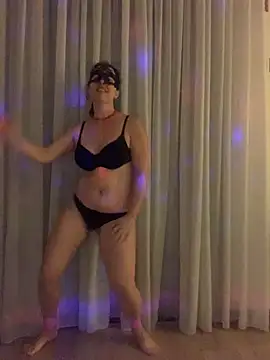 massagistahotbrunette online show from 4, 5, 2026