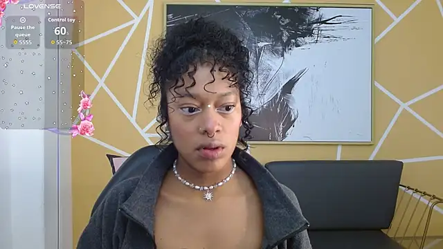 Snapshot of Agatha_Amaya chatting on 8, 11, 2025 Agatha Amaya online show from 8, 11, 2025