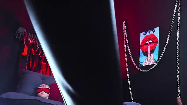 KatrinaStone online show from 10, 4, 2026