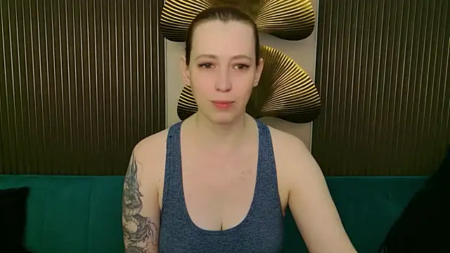 Evie Berret online show from 28, 3, 2026